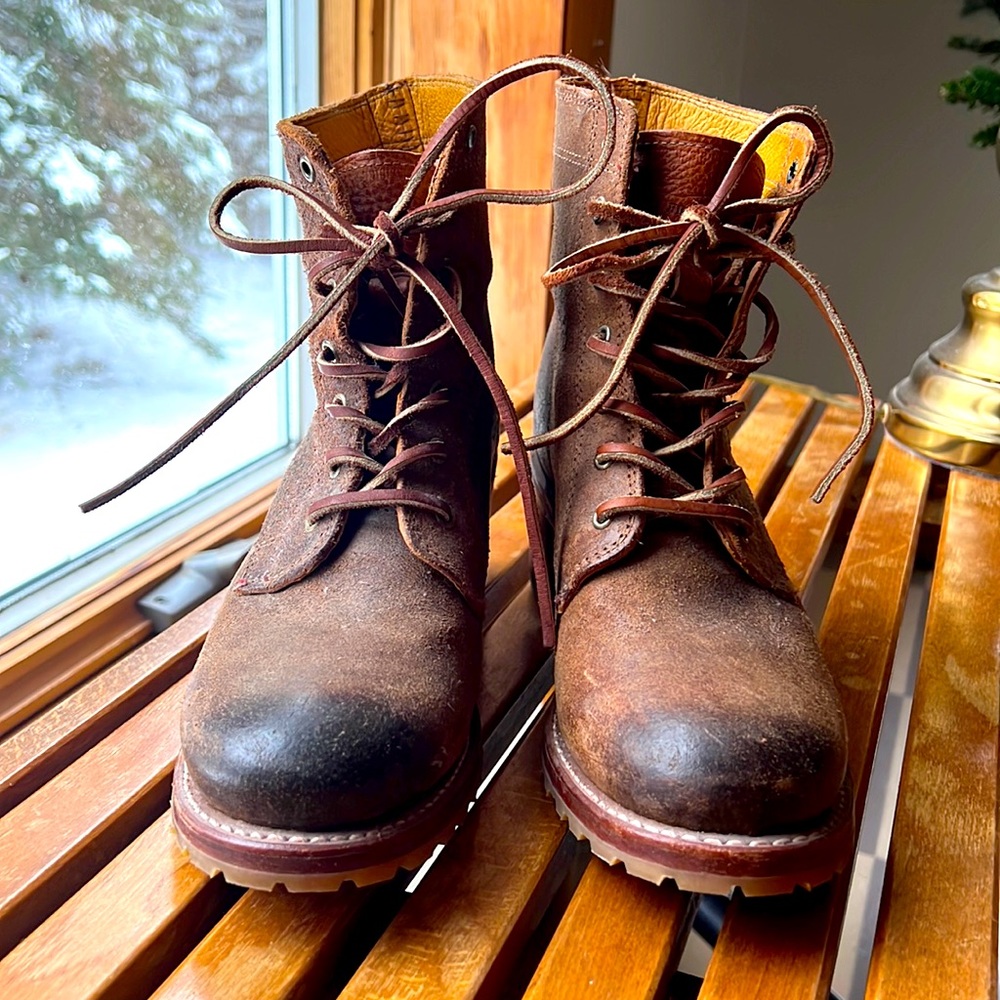 Frye Leather Lace-Up Combat Boot size 9